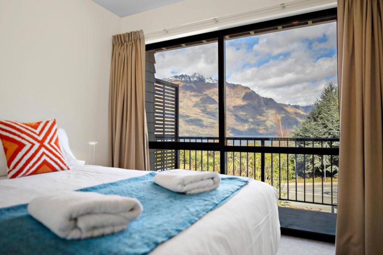 Sunshine Bay Escape - Close To Central Queenstown Apartment Exterior photo